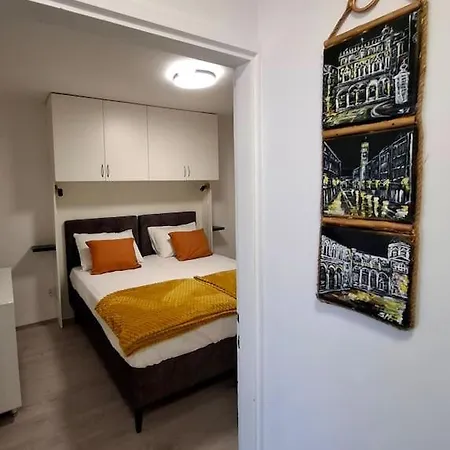 Lighthouse Apartmán *