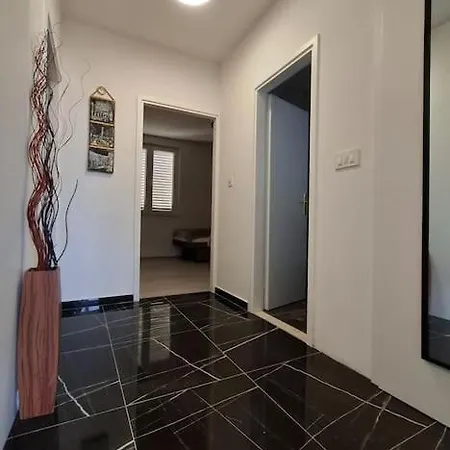 Apartment Lighthouse *