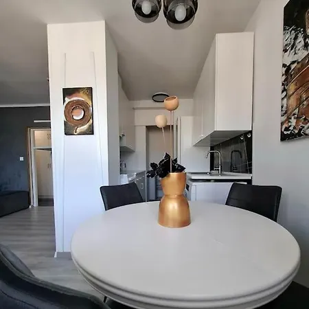 Lighthouse Apartment